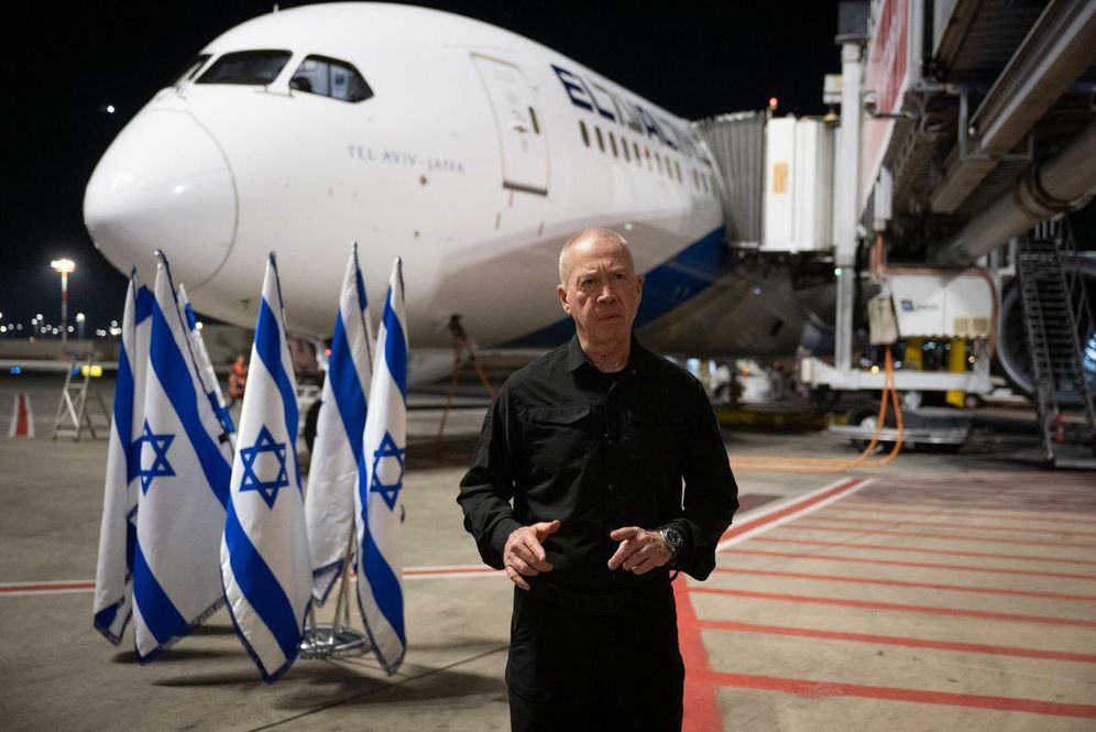Israeli Security Minister Yoav Galant before boarding the plane to the United States to discuss developments on the Gaza and Lebanon fronts, June 23, 2024.
