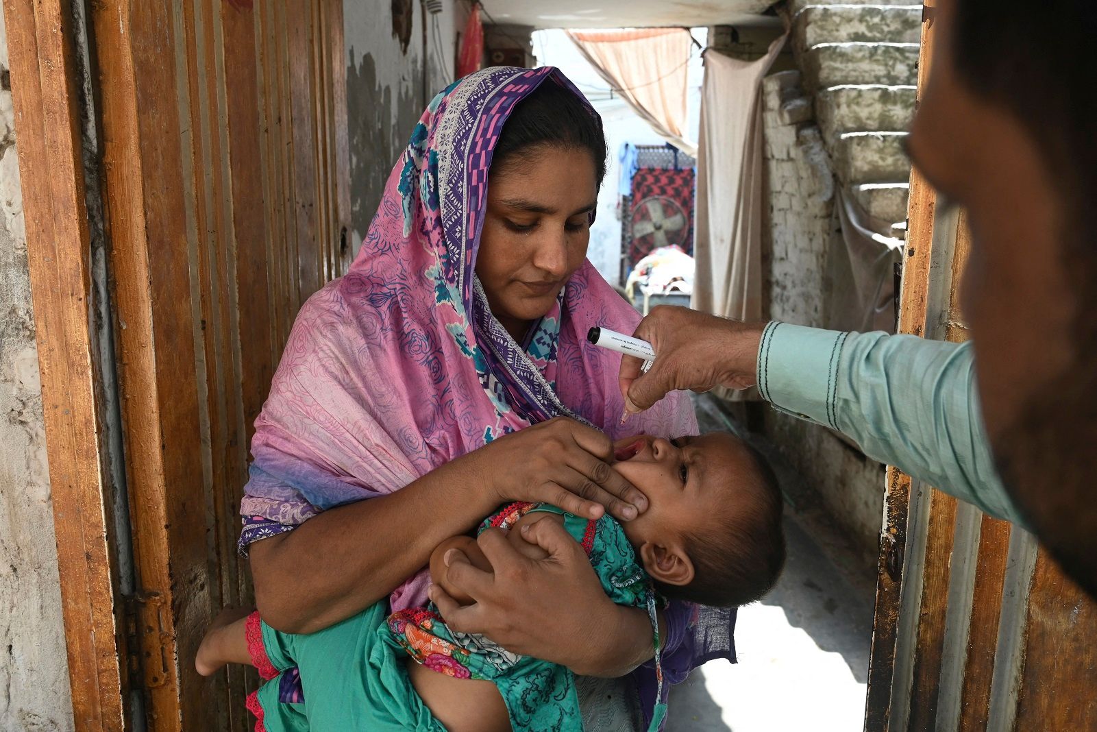 Gates Foundation Donates 1.2 Billion To Eradicate Polio I24NEWS