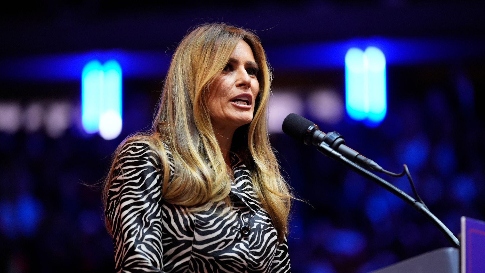 تصعيد إعلامي: خلاف بين جيمي كيميل والبيت الأبيض بسبب نكتة عن ترامب