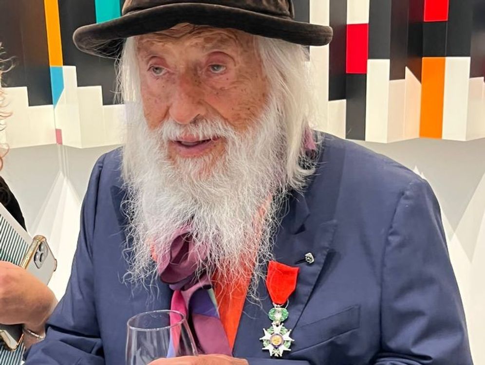 Valerie Abecassis/i24NEWS Yaakov Agam lors de sa remise de légion d'honneur