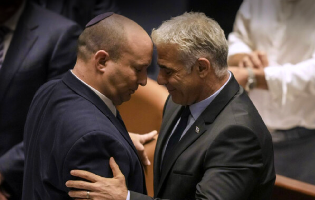 Israël : après l’alliance Bennett-Lapid, le Likoud reste en tête selon un nouveau sondage