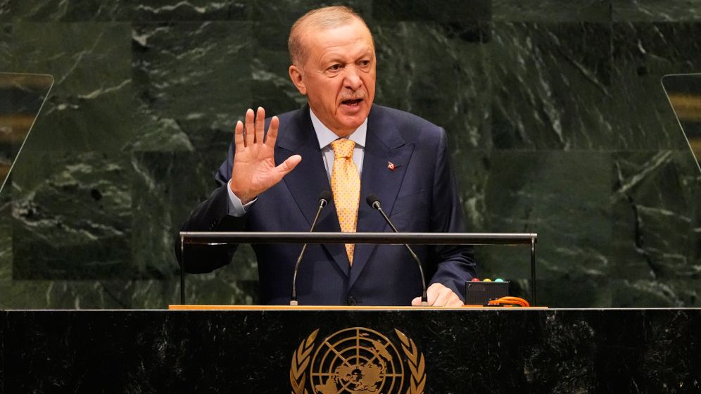AP Photo/Seth Wenig رجب طيب اردوغان في الأمم المتحدة