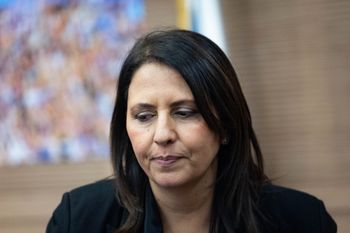 יונתן זינדל / פלאש 90 גילה גמליאל, ארכיון