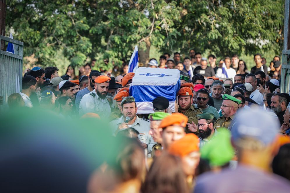 Photo by Tal Gal/Flash90 Family members, friends and mourners attend the funeral of Israeli soldier Sgt. Yuval Shai Suilem, 20, who was killed in a Palestinian shooting attack near the West Bank city of Hebron on October 23, at the military cemetery in Hod Hasharon, central Israel, October 25, 2026.