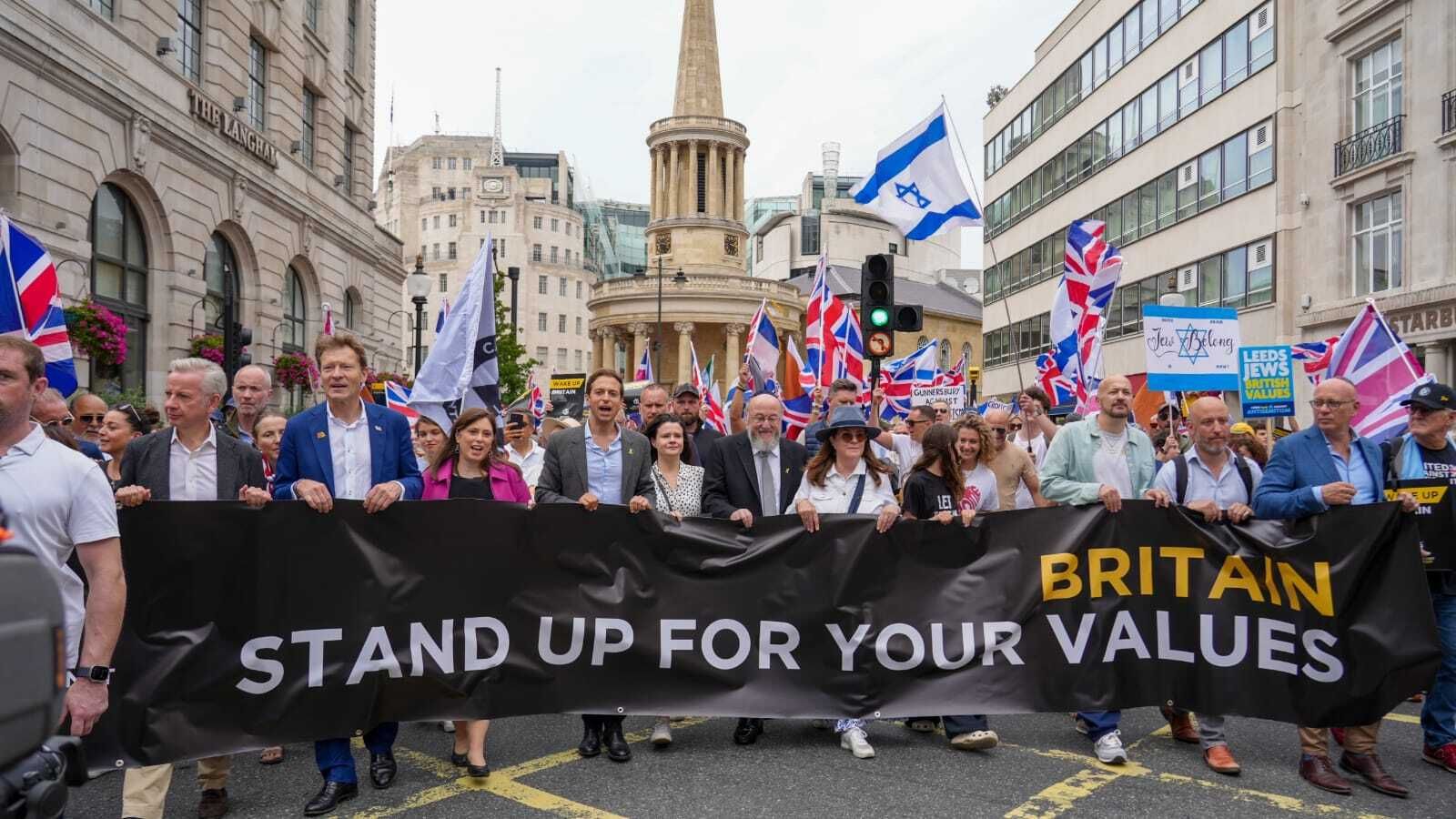 Londres : 70 000 personnes manifestent contre l'antisémitisme