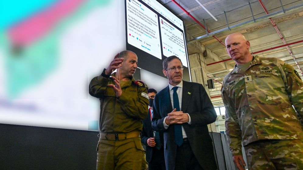 הנשיא יצחק הרצוג בביקור במפקדה האמריקנית בקריית גת, היום