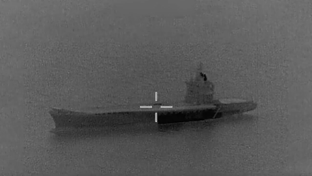 Les États-Unis frappent un porte-drones iranien