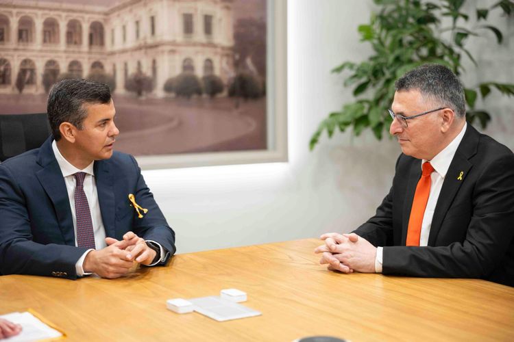 Gideon Sa’ar rencontre le président du Paraguay