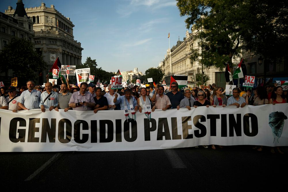Manifestation pro-palestinienne accusant Israël de "génocide" à Gaza, à Madrid, Espagne