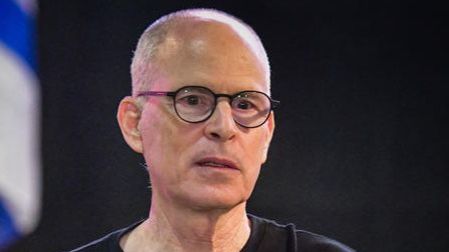 Keith Siegel raconte sa captivité : "Chaque jour, je récitais le Shema Israël"