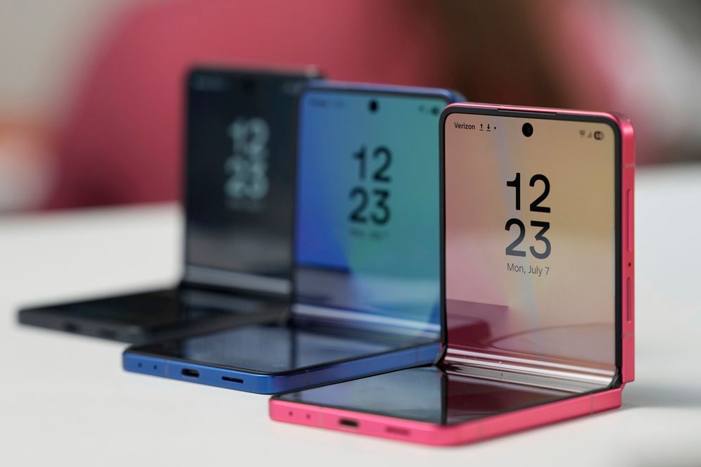 Samsung Galaxy Flip 7