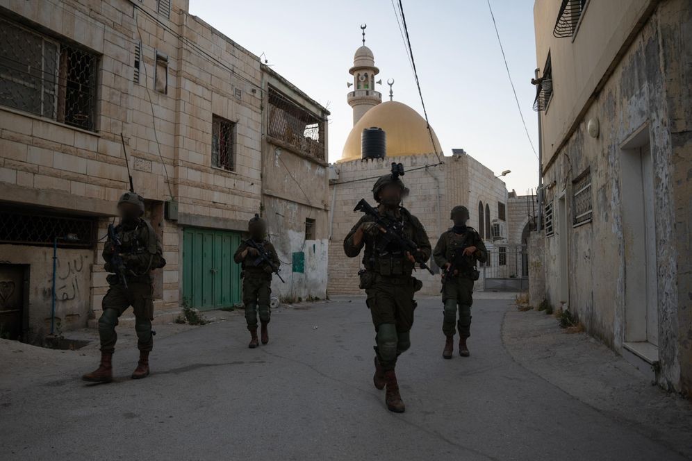 مقاتلو الجيش الإسرائيلي في الضفة الغربية