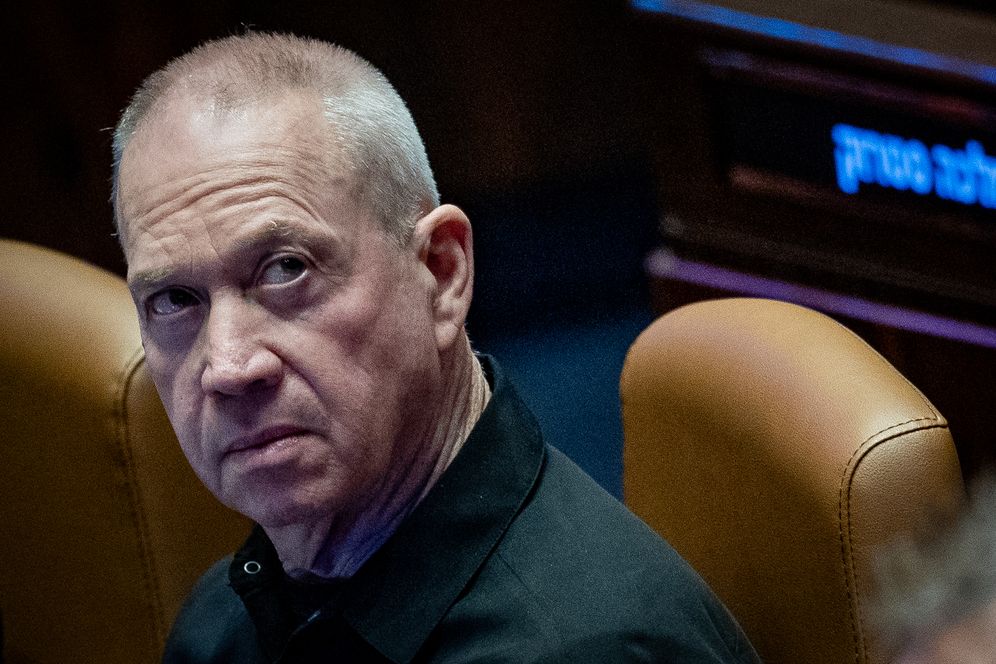 יונתן זינדל / פלאש 90 יואב גלנט במליאת הכנסת, ארכיון