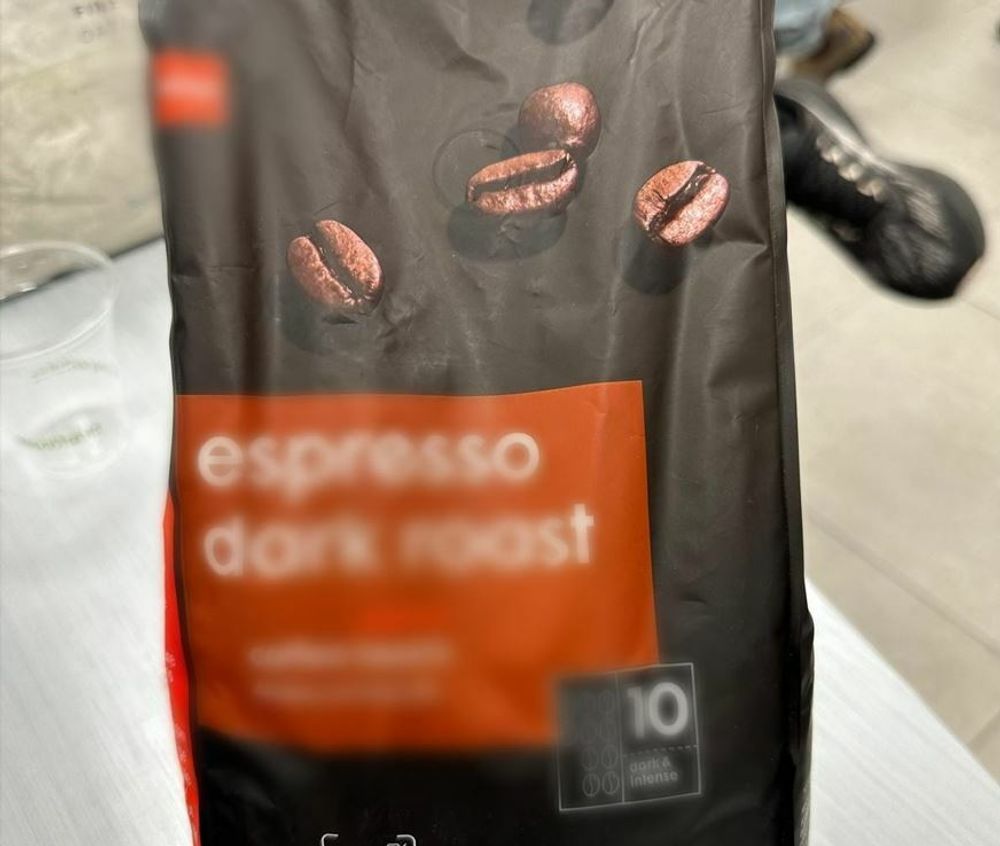 Les paquets de café servaient à cacher la méthamphétamine cristallisée (crystal meth) et la kétamine